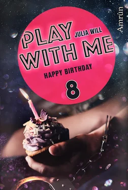 Julia Will Play with me 8: Happy birthday обложка книги