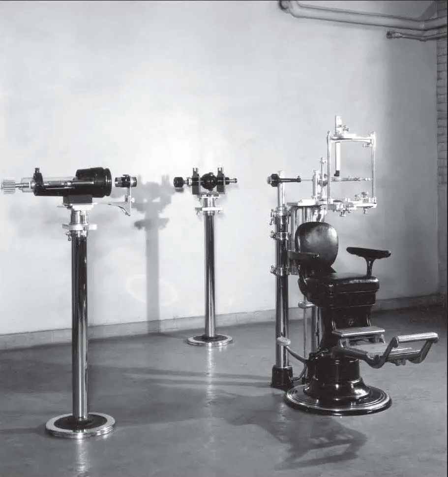 Fig 15An original Bolton cephalostat modified to standardize head position for - фото 7