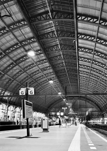 Amsterdam Centraal Station Es gibt wieder Kontrollen Im Sommer 2015 muss ich - фото 4