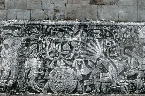 Figura 19 Relieves del juego de pelota de Chichen Itzá que muestran a un - фото 11