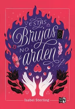 Isabel Sterling Estas brujas no arden обложка книги