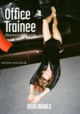 Desmond Blume Office Trainee - Episode 1 обложка книги