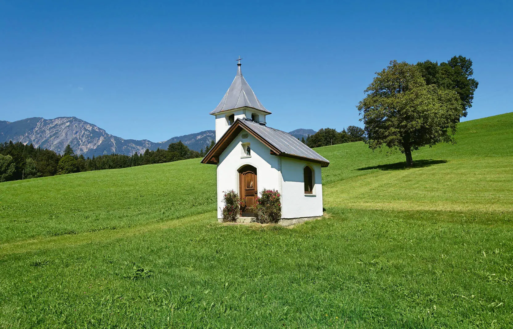 Kapellen am Weg handfeste Zeichen gläubiger Menschen Wattens 28 August - фото 8