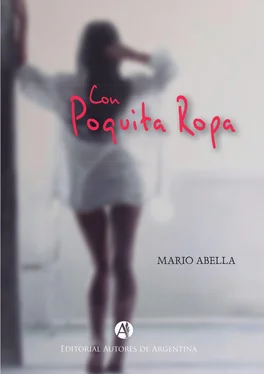 Mario Abella Con poquita ropa обложка книги