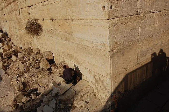 Рис 15 Югозападный угол стены Храмовой горы Сходство настолько очевидно что - фото 15