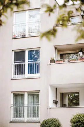 Ich selber hab den Gemeindebau geheiratet HANSSONSIEDLUNG Der Segen - фото 49