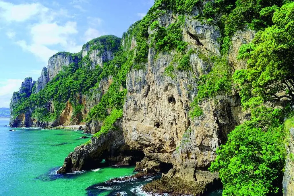 Acantilados del monte Buciero AMAZING TRAVELSSHUTTERSTOCK La ruta comienza - фото 42