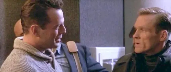 Die Hard 2 Renny Harlin 1990 Action Thriller 78 Excuse me Well you - фото 11