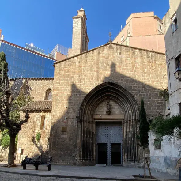 Церковь Святой Анны в Барселоне Església de Santa Anna чудесный уголок - фото 9