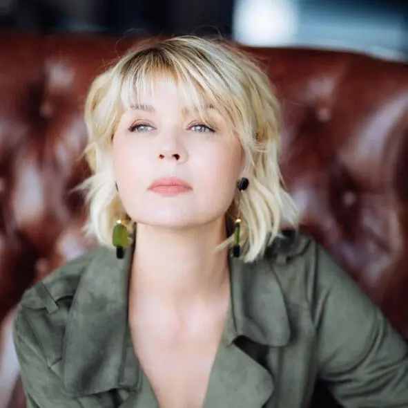 Юлия Меньшова И лишь отраженным светом по рассказам Вани Демидова понимала - фото 25