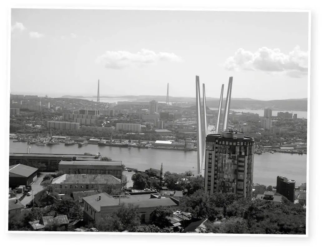 Blick auf das Goldene Horn und die zwei neu gebauten Brücken Ruslan Tolik - фото 11