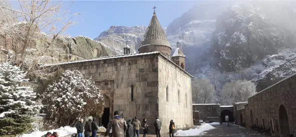 Монастырь Гегард Храм в Гарни В одном из армянс - фото 1