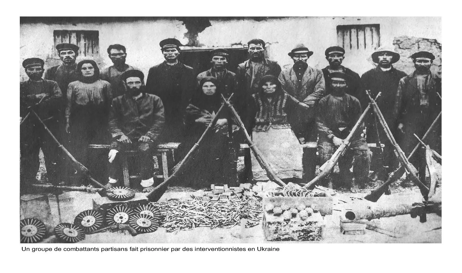 1En russe Ukrainskaya Sovetskaya Sotsialisticheskaya Respublika USSR abrégé - фото 7