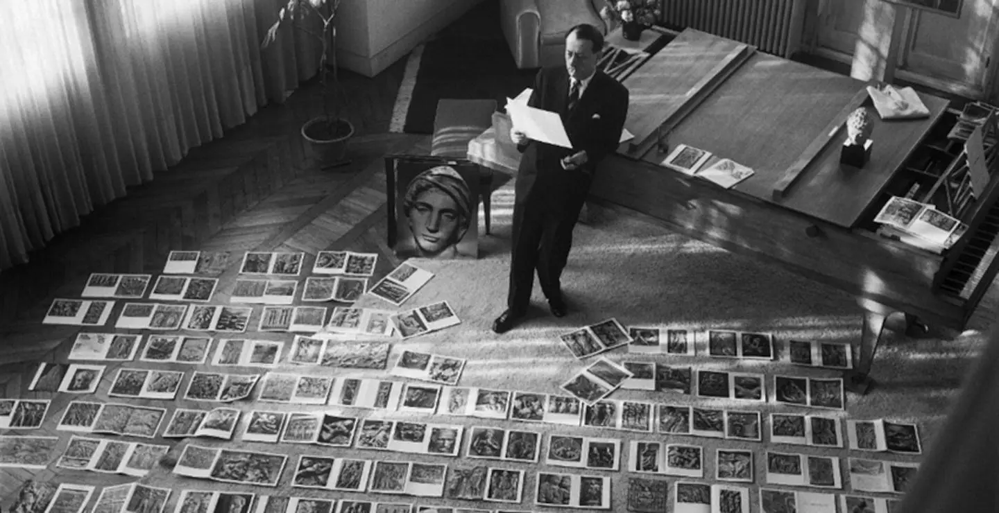 Figure 72 Maurice Jarnoux photograph of André Malraux with the photographic - фото 9