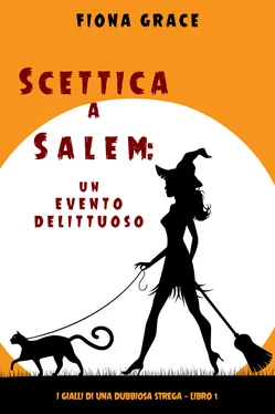 Fiona Grace Scettica a Salem обложка книги
