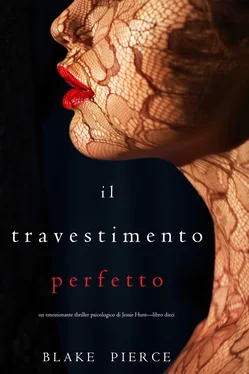 Blake Pierce Il Travestimento Perfetto обложка книги