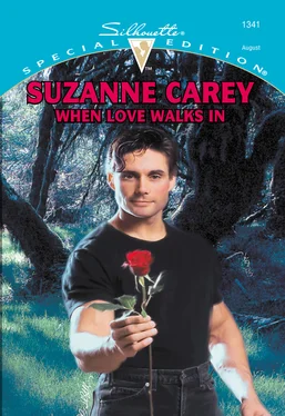 Suzanne Carey When Love Walks In обложка книги