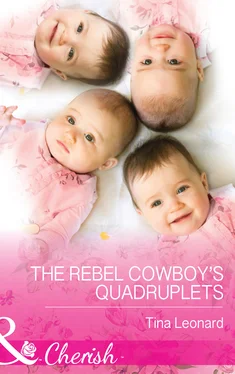 Tina Leonard The Rebel Cowboy’s Quadruplets обложка книги