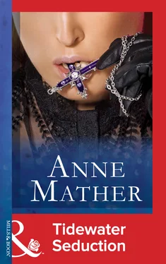 Anne Mather Tidewater Seduction обложка книги