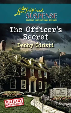 Debby Giusti The Officer's Secret обложка книги