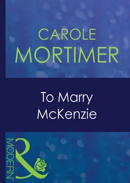 Carole Mortimer To Marry Mckenzie обложка книги