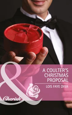 Lois Faye Dyer A Coulter's Christmas Proposal обложка книги