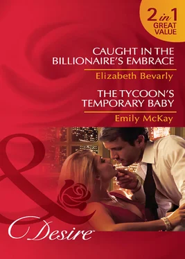 Emily McKay Caught in the Billionaire's Embrace / The Tycoon's Temporary Baby обложка книги