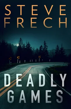 Steve Frech Deadly Games обложка книги