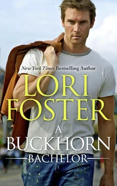 Lori Foster A Buckhorn Bachelor обложка книги