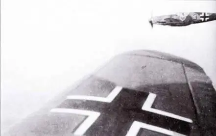 Пара Bf109 из 2JG 54 в районе Ленинграда осень 1941 года Со с - фото 137