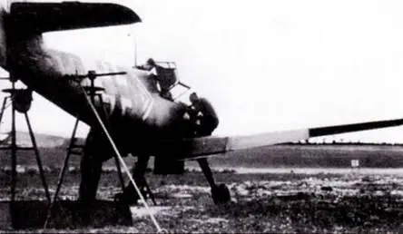 Два вида Bf 109F которые пилотировал в России майор Гюнтер Лютцов командир JG - фото 176
