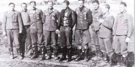 1 августа 1941 года IIIJG 52 перелетела из Румынии на аэродром Белая Церковь - фото 47