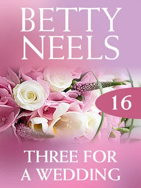 Betty Neels Three for a Wedding обложка книги