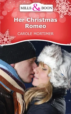 Carole Mortimer Her Christmas Romeo обложка книги