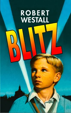 Robert Westall Blitz обложка книги