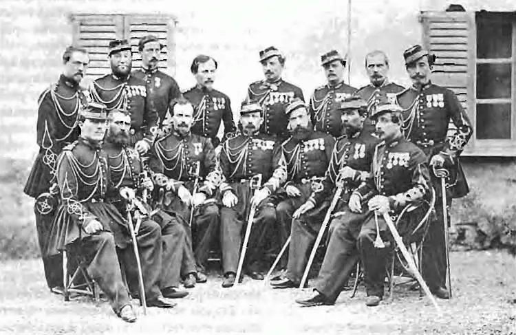 Офицеры зуавов гвардии У многих на груди медали за Крымскую войну 1856 г - фото 37