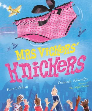 Kara Lebihan Mrs Vickers Knickers обложка книги