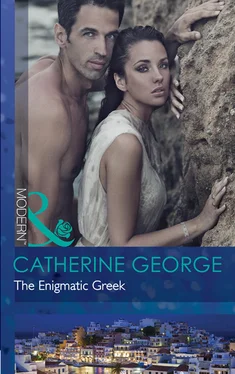 Catherine George The Enigmatic Greek обложка книги