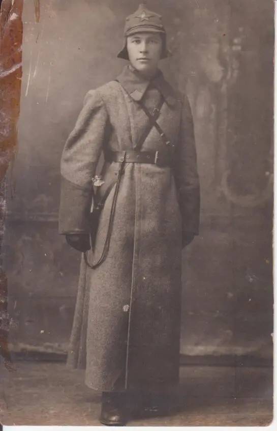 Мой дядя Павел Дмитриевич Симонов На фотографии 1926 года Вы видите старшего - фото 6