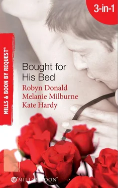 Kate Hardy Bought for His Bed обложка книги