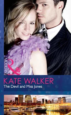 Kate Walker The Devil And Miss Jones обложка книги