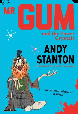 Andy Stanton Mr Gum and the Power Crystals обложка книги