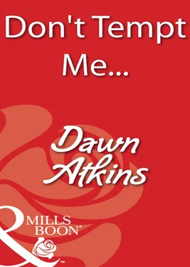 Dawn Atkins Don't Tempt Me… обложка книги