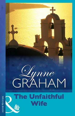 Lynne Graham The Unfaithful Wife обложка книги