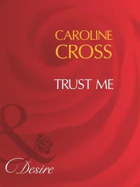 Caroline Cross Trust Me обложка книги