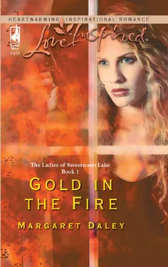 Margaret Daley Gold in the Fire обложка книги