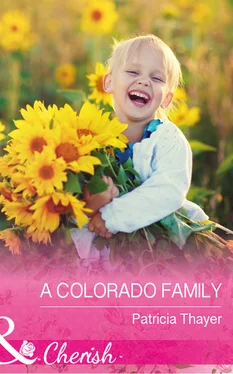 Patricia Thayer A Colorado Family обложка книги