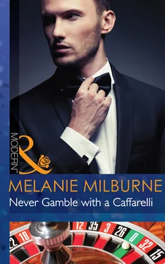 Melanie Milburne Never Gamble with a Caffarelli обложка книги