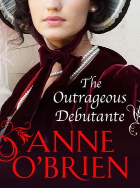 Anne O'Brien The Outrageous Debutante обложка книги