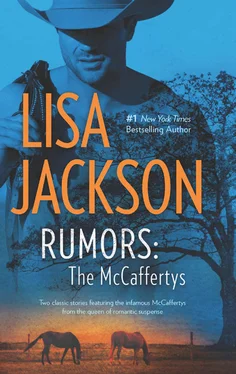 Lisa Jackson Rumors: The McCaffertys обложка книги